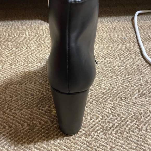 Divided (H&M) Black Heeled Boots - Picture 6 of 8
